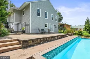 2010 Lenox St, Camp Hill, PA 17011 - Photo 9