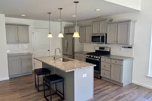13 Shillington Ln, Carlisle, PA 17013 - Photo 3