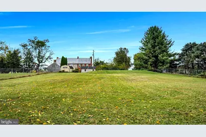 2143 Newville Road, Carlisle, PA 17015 - Photo 3
