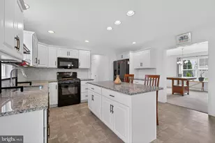 387 Reserve Ln, Mechanicsburg, PA 17050 - Photo 13