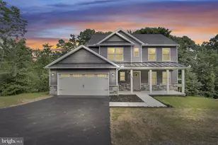 591 Belle Vista Dr, Enola, PA 17025 - Photo 1