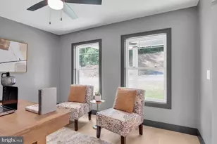 591 Belle Vista Dr, Enola, PA 17025 - Photo 9