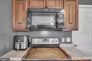 28 Mountain St, Mount Holly Springs, PA 17065 - Photo 13