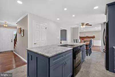 1022 Chelmsford Drive, Mechanicsburg, PA 17050 - Photo 5