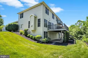 1642 Lowell Ln, New Cumberland, PA 17070 - Photo 33