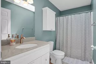 2140 Canterbury Dr, Mechanicsburg, PA 17055 - Photo 17