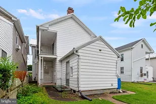 316 Walnut St, Boiling Springs, PA 17007 - Photo 7