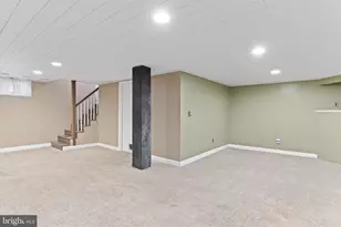 621 W Main St, Mechanicsburg, PA 17055 - Photo 27