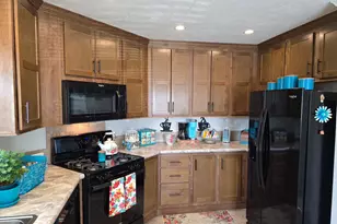300 Oriole Dr, Carlisle, PA 17013 - Photo 9