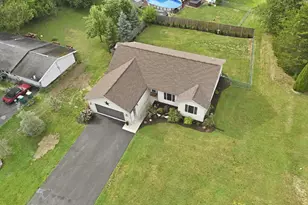 302 Sandbank Rd, Mount Holly Springs, PA 17065 - Photo 9