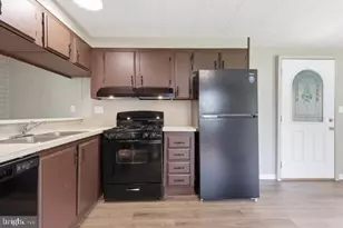 6 Magnolia Ln, Carlisle, PA 17015 - Photo 11