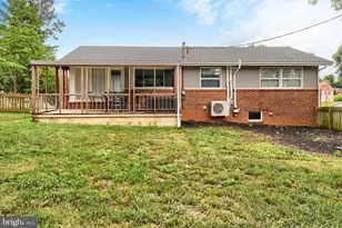 800 Redwood Dr, Carlisle, PA 17013 - Photo 7