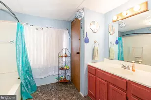 110 Shippensburg Mobile Estate, Shippensburg, PA 17257 - Photo 11