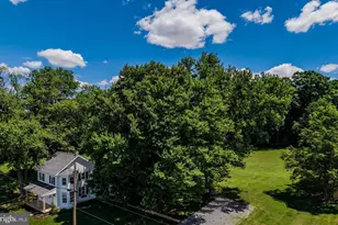 39 Red Tank Rd, Boiling Springs, PA 17007 - Photo 3