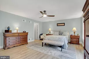 3 Jamestown Square, Mechanicsburg, PA 17050 - Photo 17