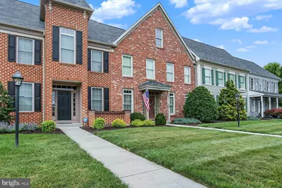 3 Jamestown Square, Mechanicsburg, PA 17050 - Photo 1