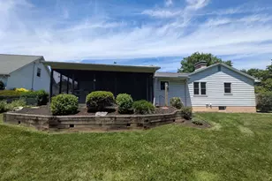 4406 Royal Oak Rd, Camp Hill, PA 17011 - Photo 5
