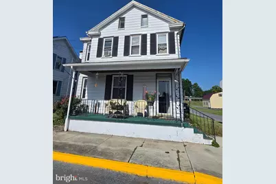 113 Chestnut Street, Mount Holly Springs, PA 17065 - Photo 1