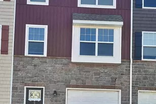 921 Admiral's Quay Dr, Mechanicsburg, PA 17050 - Photo 1