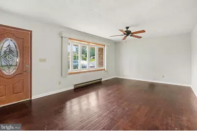 909 Spring Circle, Mechanicsburg, PA 17055 - Photo 3