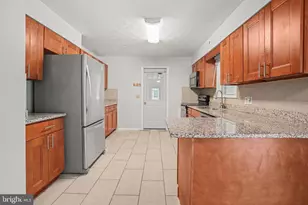 909 Spring Cir, Mechanicsburg, PA 17055 - Photo 7
