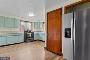 1883 George Ave, Carlisle, PA 17013 - Photo 7