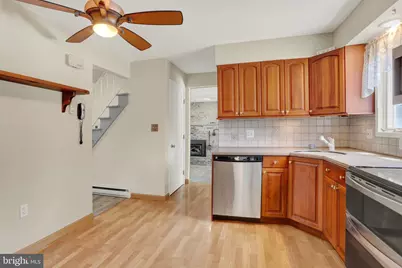 909 Wakefield Avenue, Mechanicsburg, PA 17055 - Photo 9
