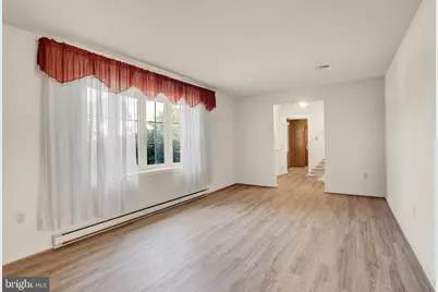909 Wakefield Avenue, Mechanicsburg, PA 17055 - Photo 5