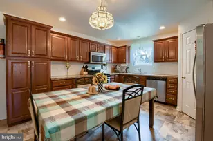 41 Woodmyre Ln, Enola, PA 17025 - Photo 9