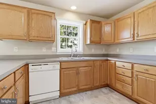 2 Forgedale Dr, Carlisle, PA 17015 - Photo 15