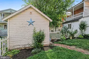 215 Walnut St, Carlisle, PA 17013 - Photo 35