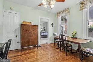215 Walnut St, Carlisle, PA 17013 - Photo 9