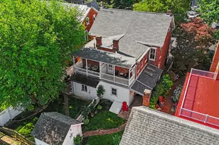 215 Walnut St, Carlisle, PA 17013 - Photo 3