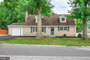 923 Susan Cir, Enola, PA 17025 - Photo 1