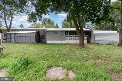 110 Shippensburg Mobile Estate, Shippensburg, PA 17257 - Photo 1