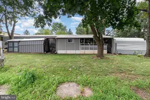 110 Shippensburg Mobile Estate, Shippensburg, PA 17257 - Photo 1