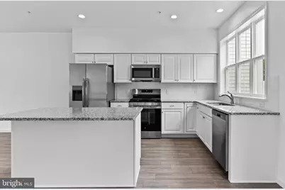 21 S 19th Street, Camp Hill, PA 17011 - Photo 3