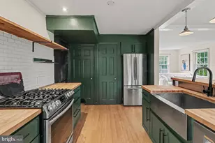 10 Country Club Pl E, Camp Hill, PA 17011 - Photo 11