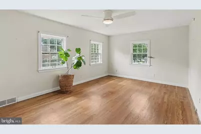 10 Country Club Place E, Camp Hill, PA 17011 - Photo 17