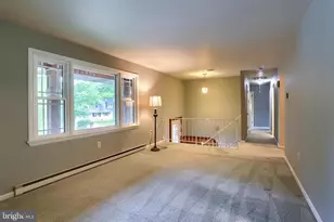 517 Lamp Post Ln, Camp Hill, PA 17011 - Photo 7