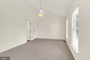 323 Stonehedge Ln, Mechanicsburg, PA 17055 - Photo 17