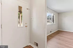 11 W Dulles Dr, Camp Hill, PA 17011 - Photo 3