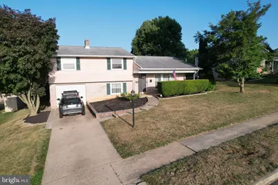 19 W Shore Drive, Camp Hill, PA 17011 - Photo 3