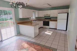 11 Independence Dr, Mount Holly Springs, PA 17065 - Photo 3