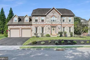 492 Francis Dr, Mechanicsburg, PA 17050 - Photo 1