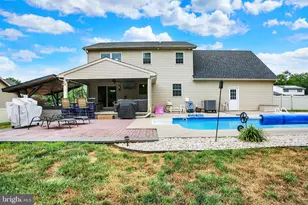 17 Pennsboro Dr, Enola, PA 17025 - Photo 43