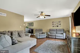 17 Pennsboro Dr, Enola, PA 17025 - Photo 7