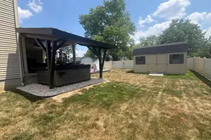 17 Pennsboro Dr, Enola, PA 17025 - Photo 7