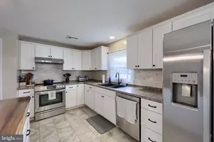 21 East St, Mount Holly Springs, PA 17065 - Photo 11