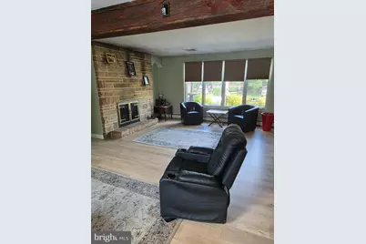 918 Allen, New Cumberland, PA 17070 - Photo 3